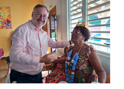 Image Biguine et thés du pays avec des aînés de Guadeloupe