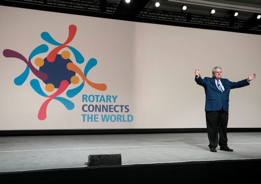 Image Le Rotary connecte le monde