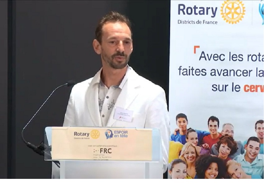 Image DES CHERCHEURS EN NEUROSCIENCES DOTÉS D’ÉQUIPEMENTS DE DERNIÈRE GÉNÉRATION