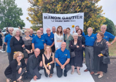 Manon, jeune styliste prometteuse