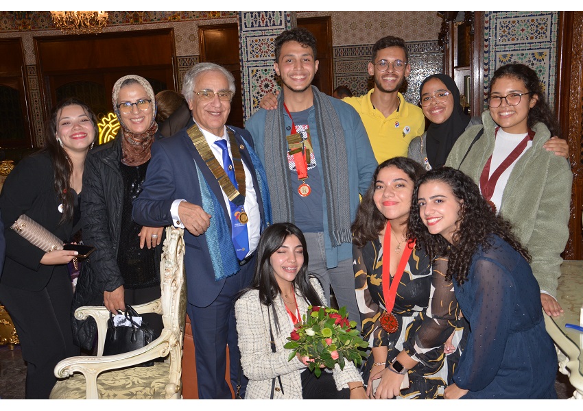 LE ROTARY CLUB FÈS PARRAIN DE 8 ROTARACT ET 5 INTERACT CLUBS