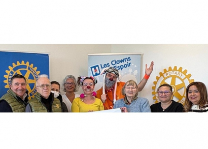 Image DES CLOWNS AU SERVICE PÉDIATRIQUE