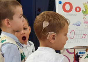 Image UN ENGAGEMENT POUR LES ENFANTS SOURDS DE MOLDAVIE