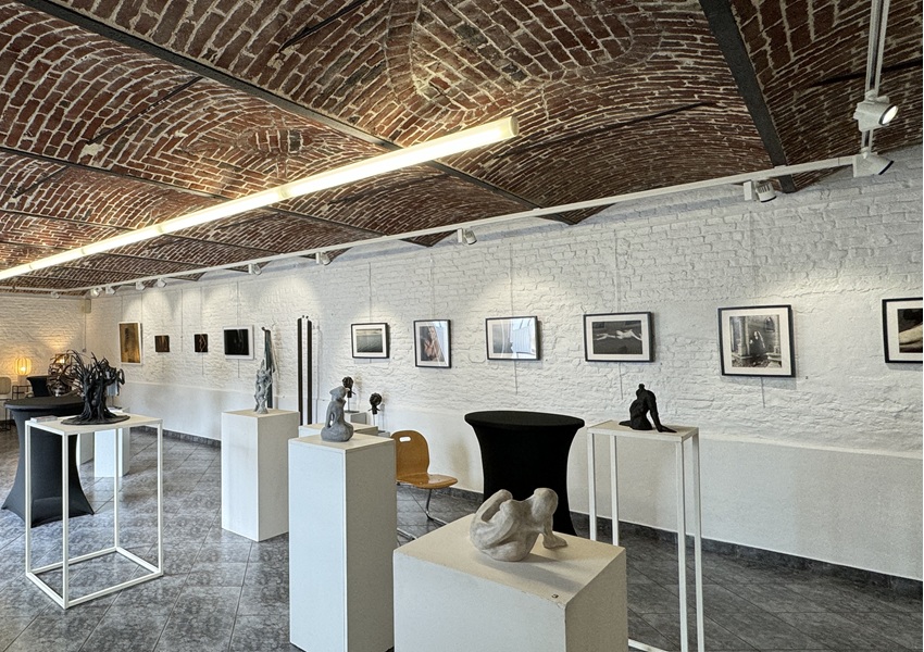 Image L'ART CONTEMPORAIN AU SERVICE DE MÈRES DE PAYS EN GUERRE