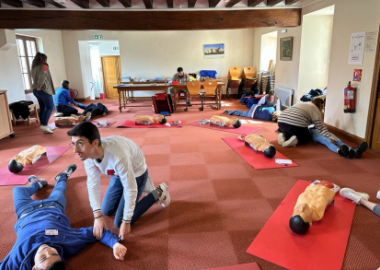UN SÉMINAIRE SUR L’ENGAGEMENT HUMANITAIRE