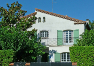 Image UNE MAISON POUR DES FEMMES VICTIMES DE VIOLENCES