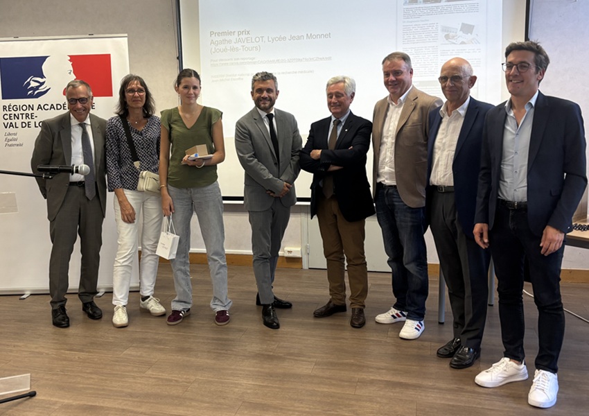 Image PRIX DE LA JEUNE JOURNALISTE SCIENTIFIQUE