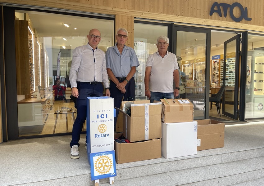 Image DES LUNETTES COLLECTÉES