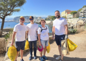 Image RAMASSAGE DE DÉCHETS