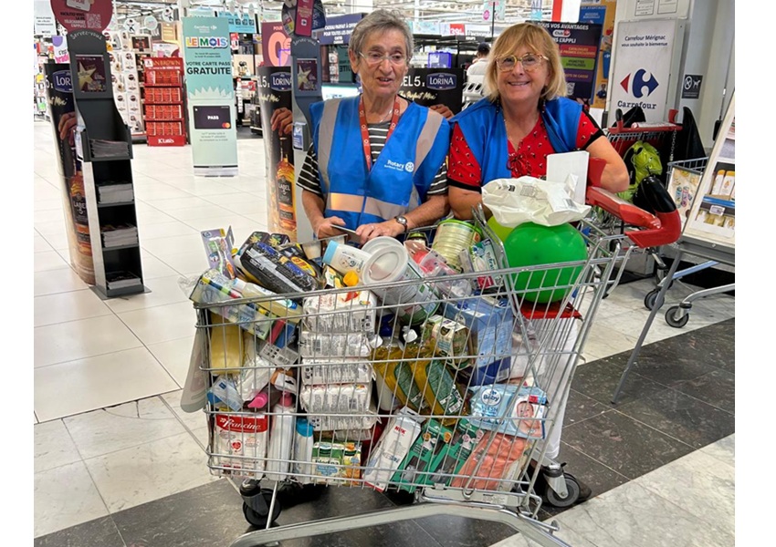 Image COLLECTE DE PRODUITS POUR ENFANTS EN BAS ÂGE