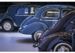 Image EXPO AUTOS RÉTROS POUR DES ENFANTS HOSPITALISÉS.