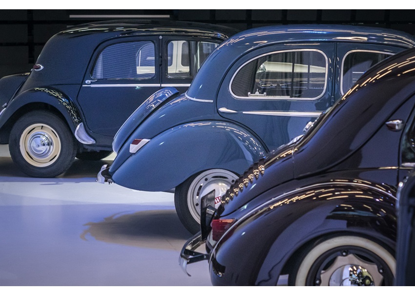 Image EXPO AUTOS RÉTROS POUR DES ENFANTS HOSPITALISÉS.