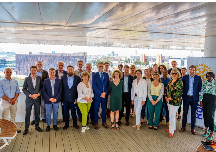 Image DES ÉTUDIANTS DÉCROCHENT DES STAGES VALORISANTS