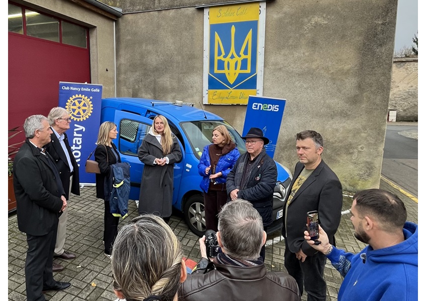 Image UN VÉHICULE POUR L’UKRAINE