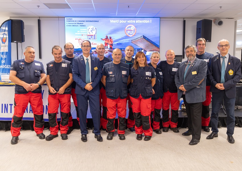 Image LES POMPIERS DE L’URGENCE INTERNATIONALE À L’HONNEUR