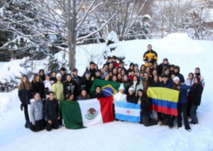 Image RENCONTRE DE STUDENTS AU SOMMET