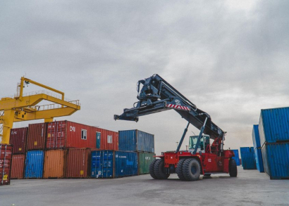 Image Droits de douane, droit dans le mur