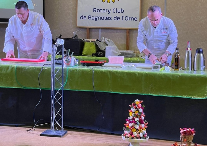 Image UN SALON GOURMAND FACE AU CANCER