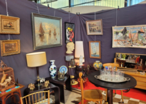 Image UN SALON DES ANTIQUITÉS DÉDIÉ À DES RÊVES D’ENFANTS