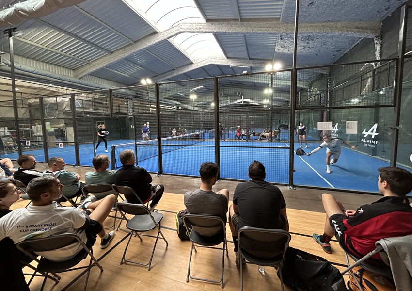 Image TOURNOI DE PADEL POUR DE JEUNES PATIENTS