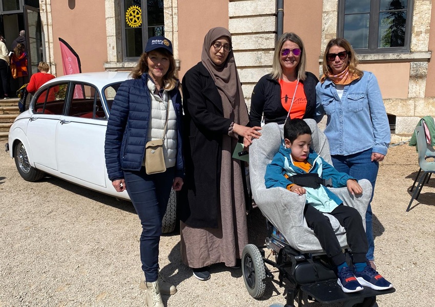 Image DE BELLES VOITURES POUR LUTTER CONTRE LE CANCER 