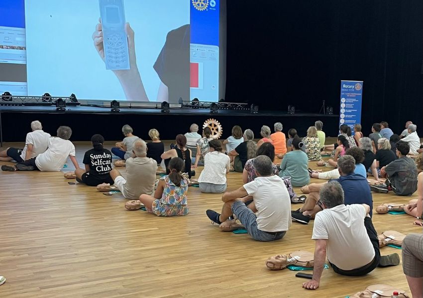 Image Rotary club Croissy-Beaubourg : le geste qui sauve