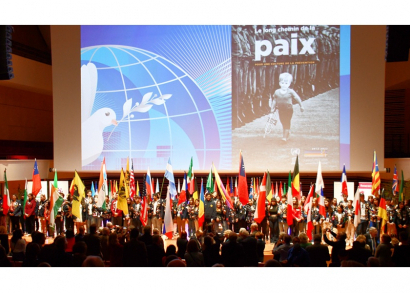 Image UN GROUPE D’ACTION ROTARIEN POUR PROMOUVOIR LA PAIX
